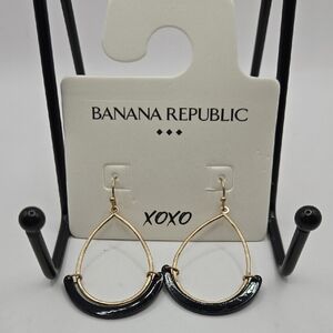 NEW Banana Republic Black and Gold Hoop Earrings